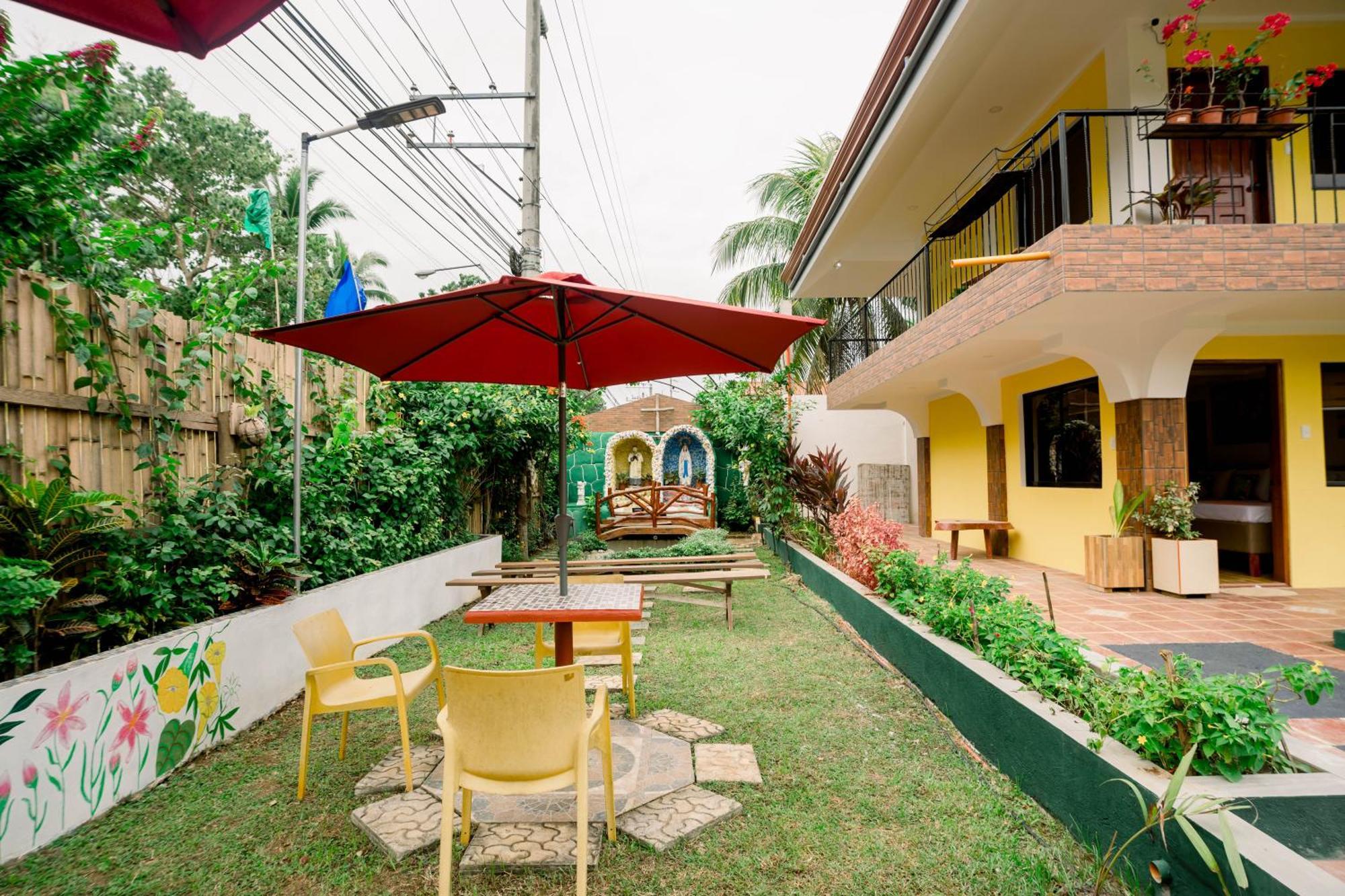 Villa Lourdes Resort 邦劳 外观 照片