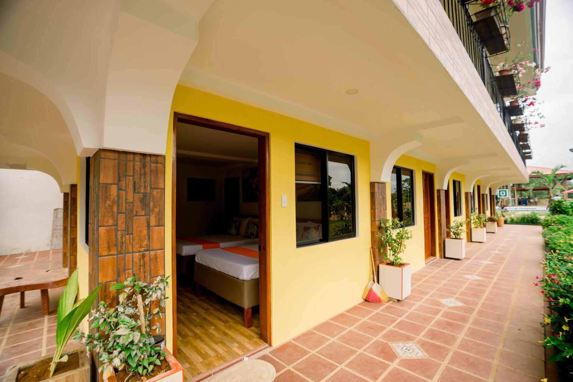 Villa Lourdes Resort 邦劳 外观 照片