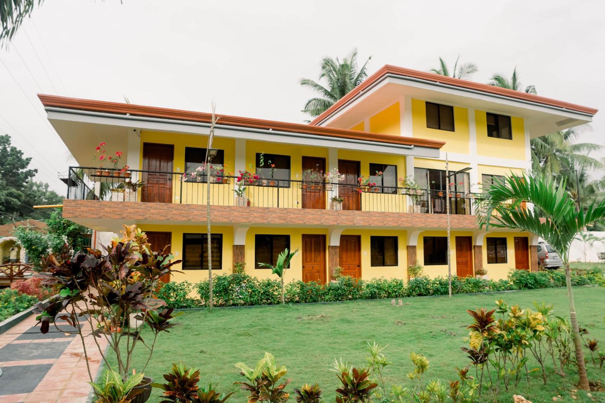 Villa Lourdes Resort 邦劳 外观 照片